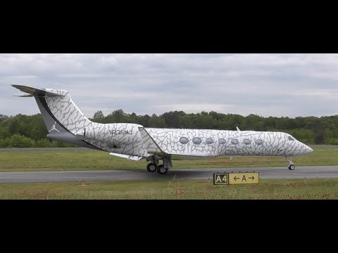 Michael Jordan&#039;s Private Jet Takes Off