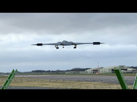 B2 Stealth Bomber arrival Fairford (FFD)